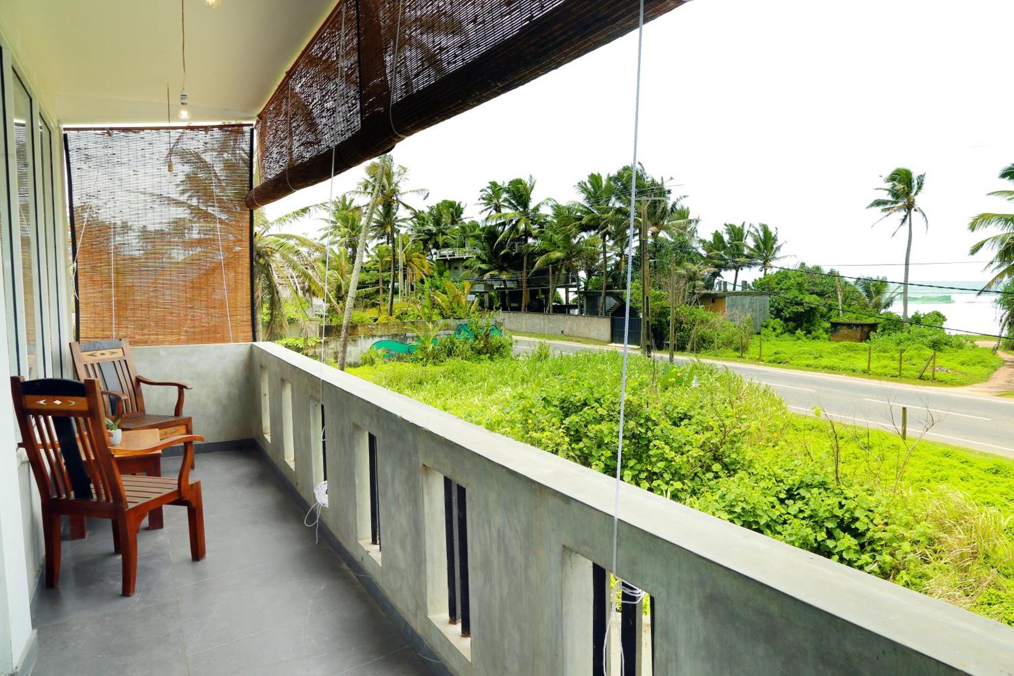 Cocos Hotel มิดิกามาอีสต์ ภายนอก รูปภาพ