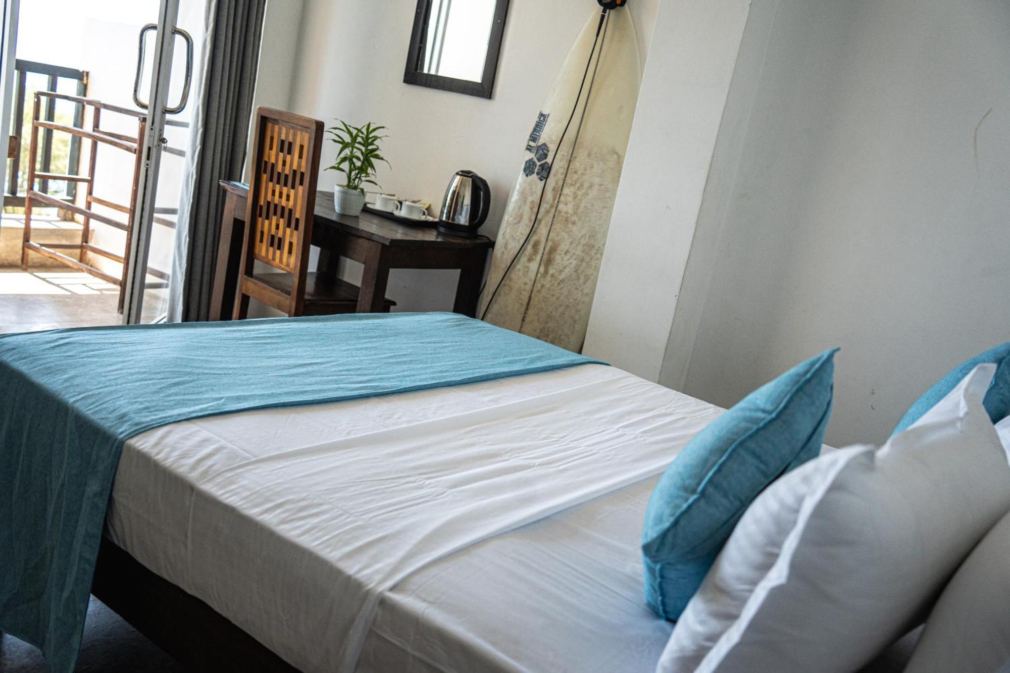Cocos Hotel มิดิกามาอีสต์ ภายนอก รูปภาพ